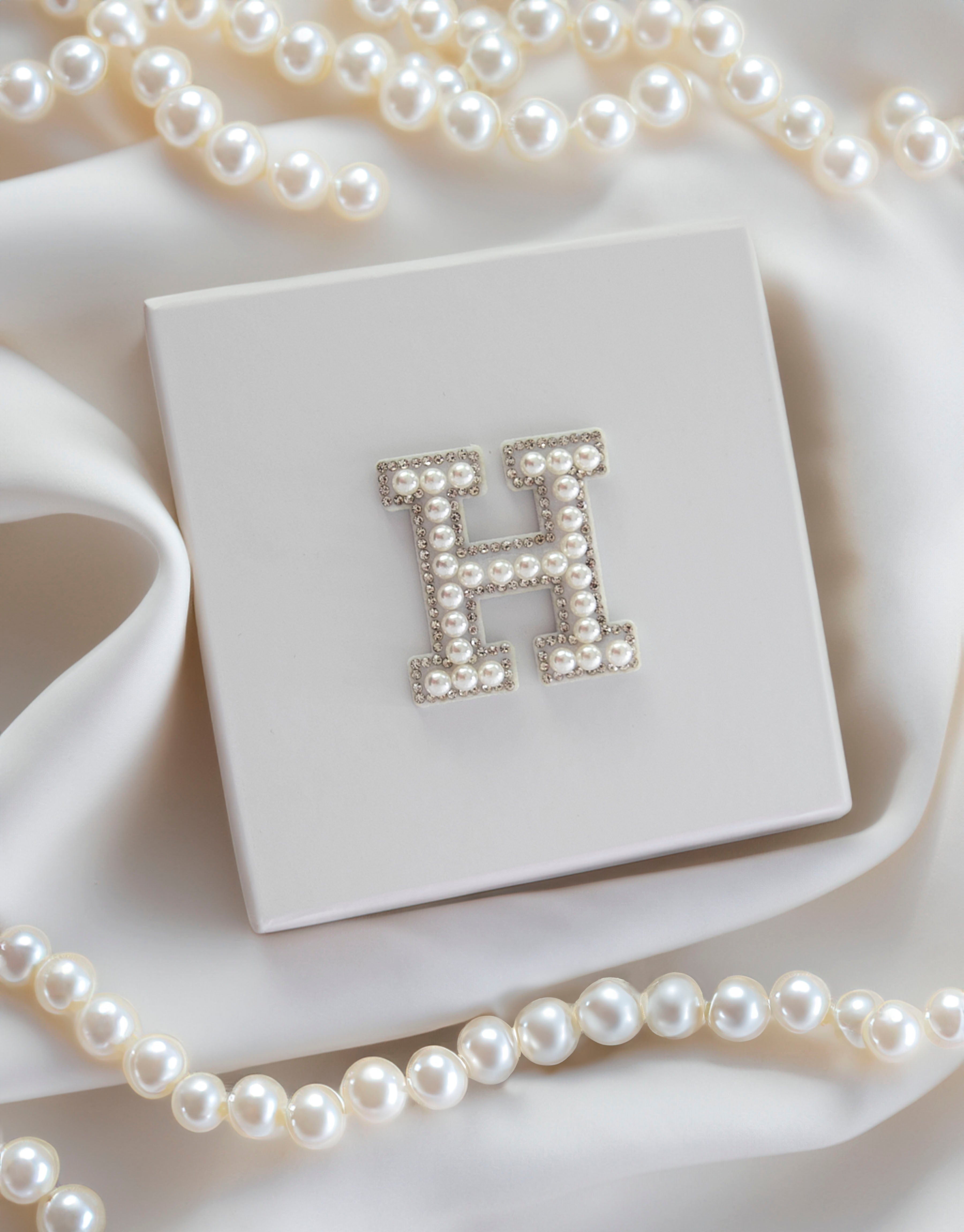23Dreams petite white magnetic proposal box personalised with letter "H" using rhinestones and white pearl patch