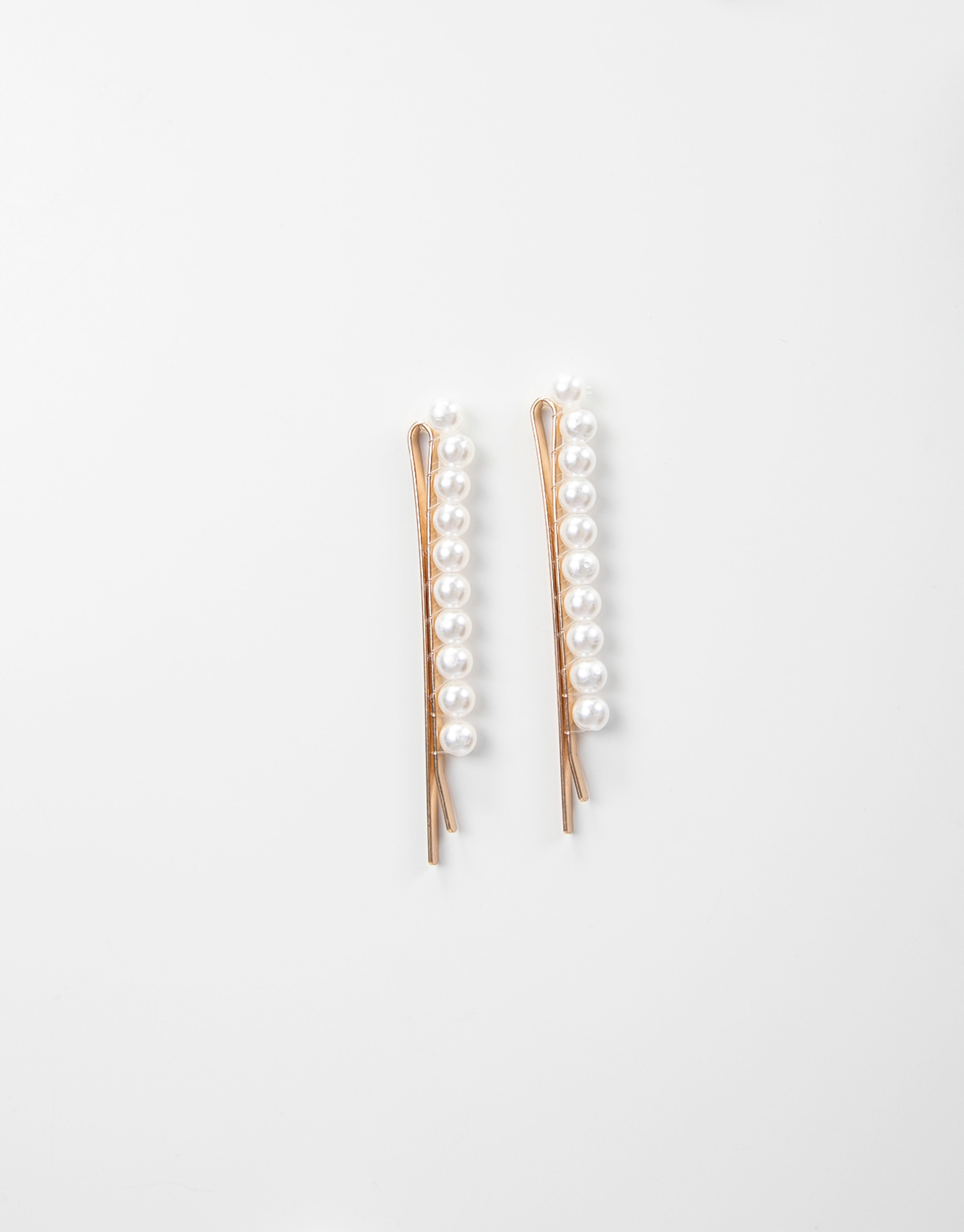 23Dreams White Pearled Hair Clip Set of 2 in Gold - side by side