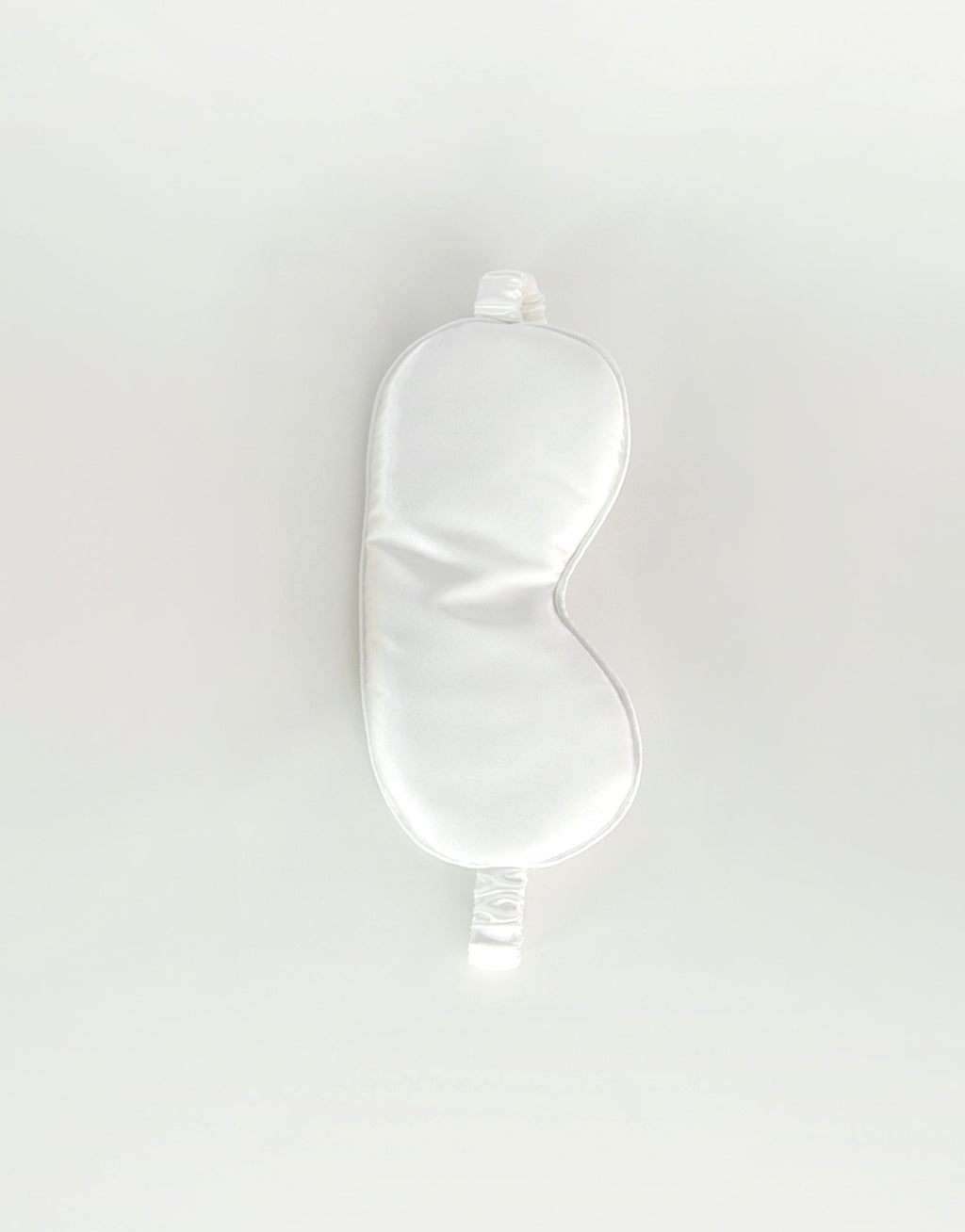 23Dreams Ultra Soft Satin Sleep Eye Mask - White: Enjoy restful slumber with our ultra-soft satin sleep eye mask in pristine white, the epitome of luxury.