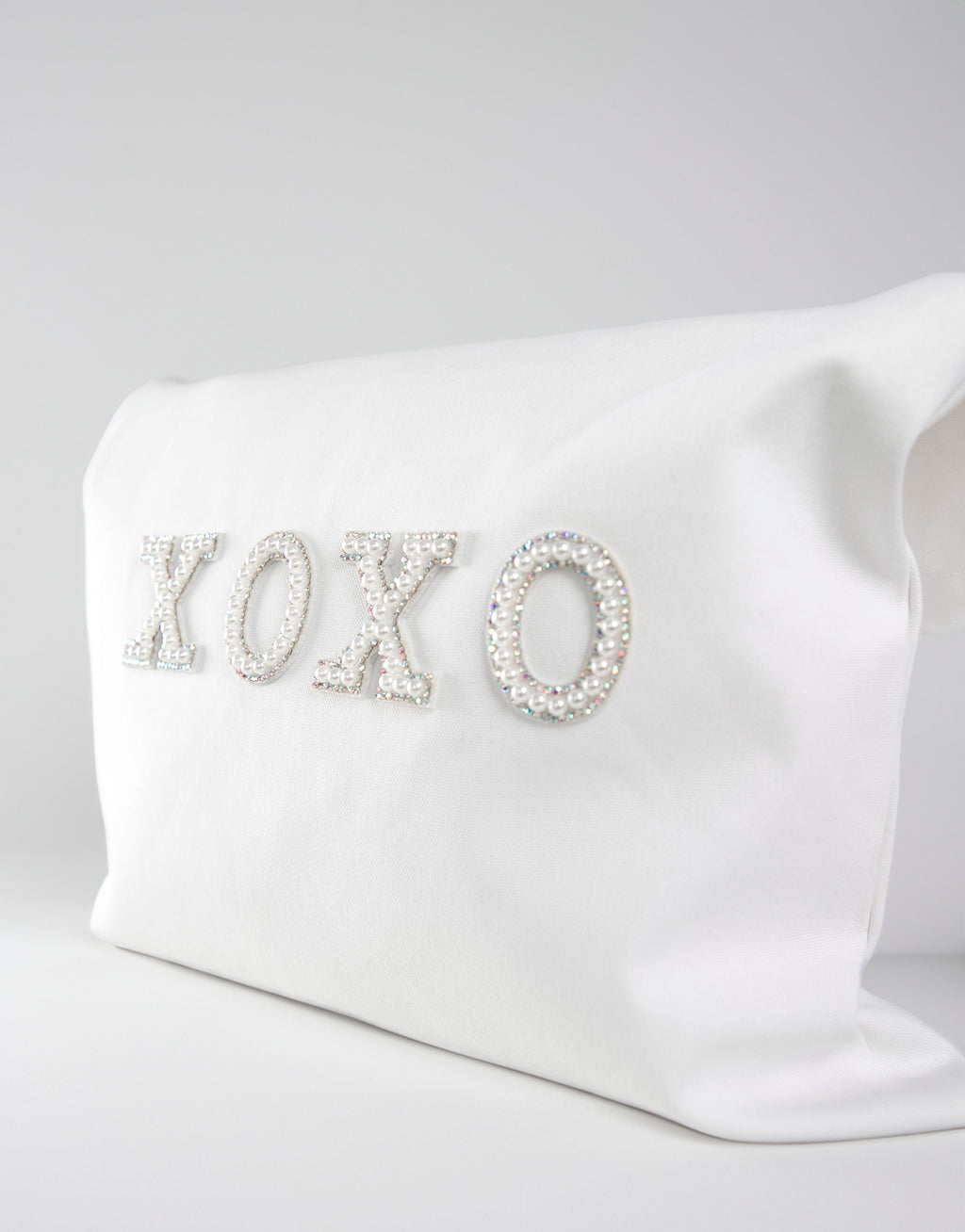 23Dreams XOXO Bridal Pearled Party Tote Bag - Customised with "XOXO" rhinestone and pearls iron-on letters