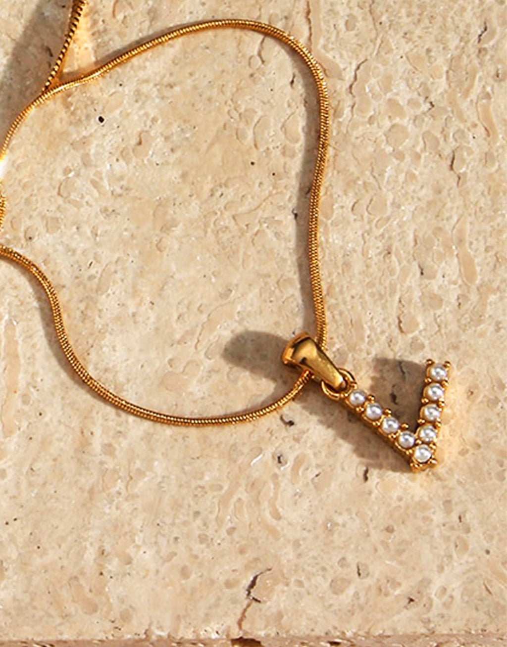 Elegant 18K Gold Plated Letter V Pearl Necklace