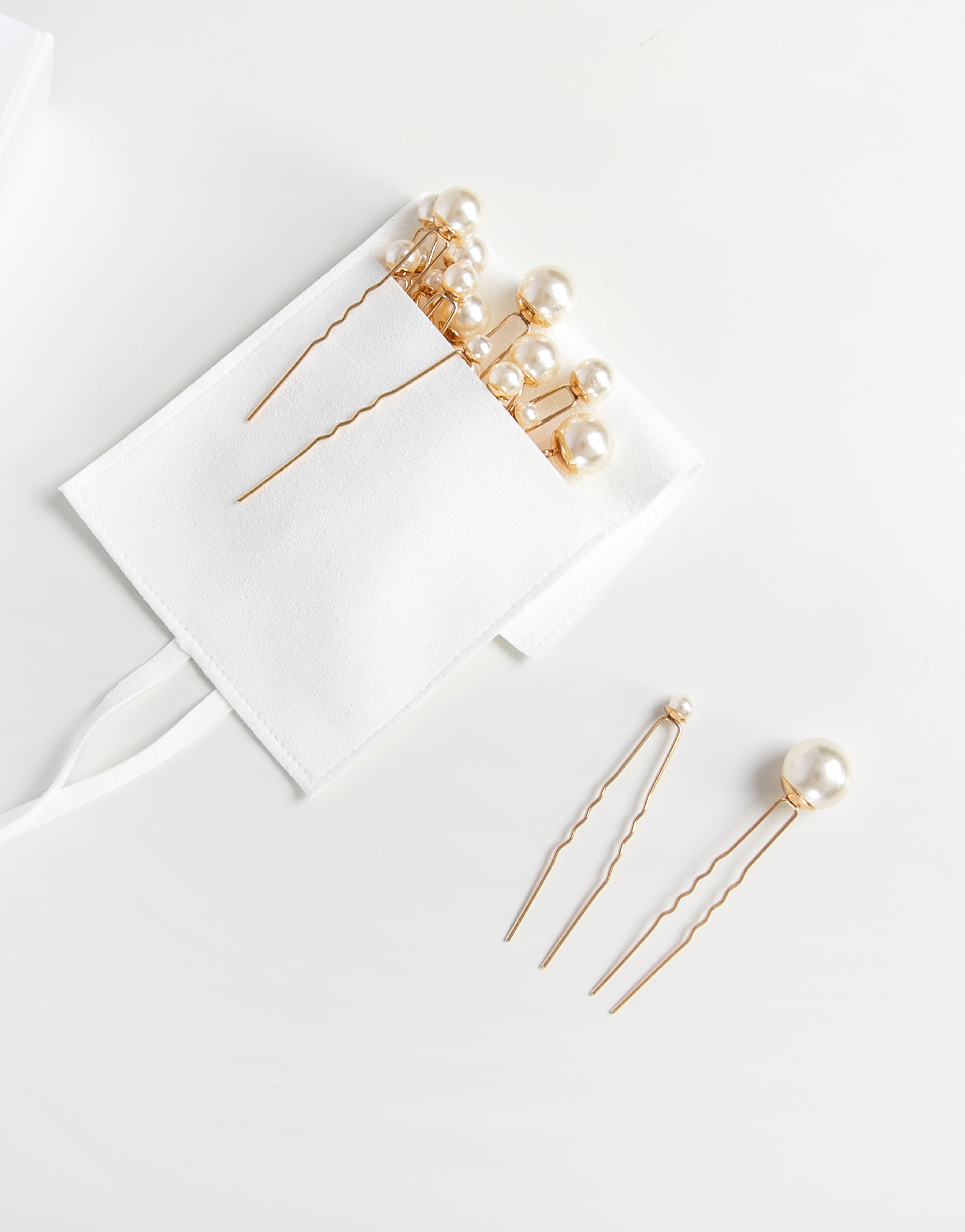 23Dreams Glamour Pearls Hair Pin Set in Gold - 18 Pins