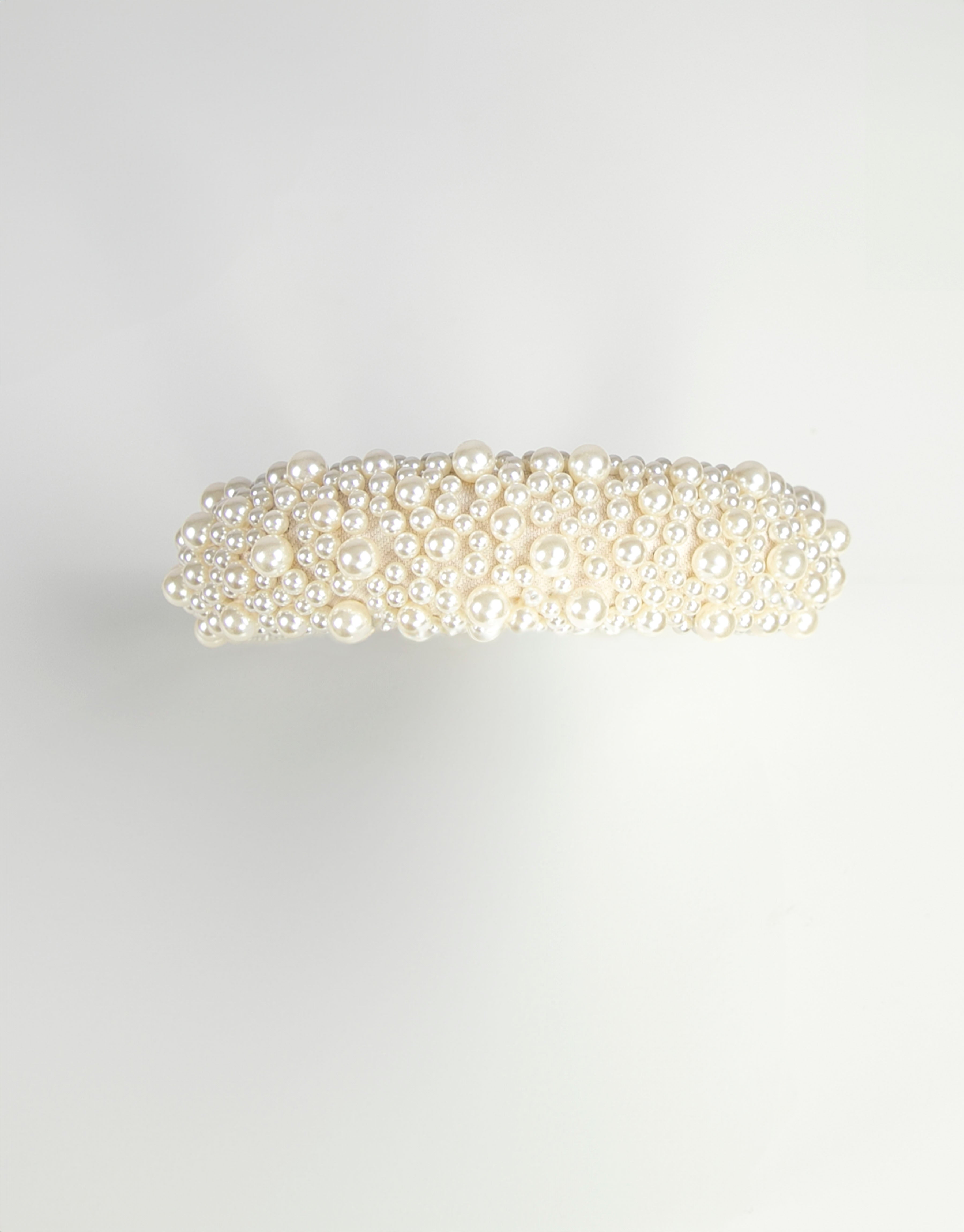 23Dreams White Pearled Headband - top view